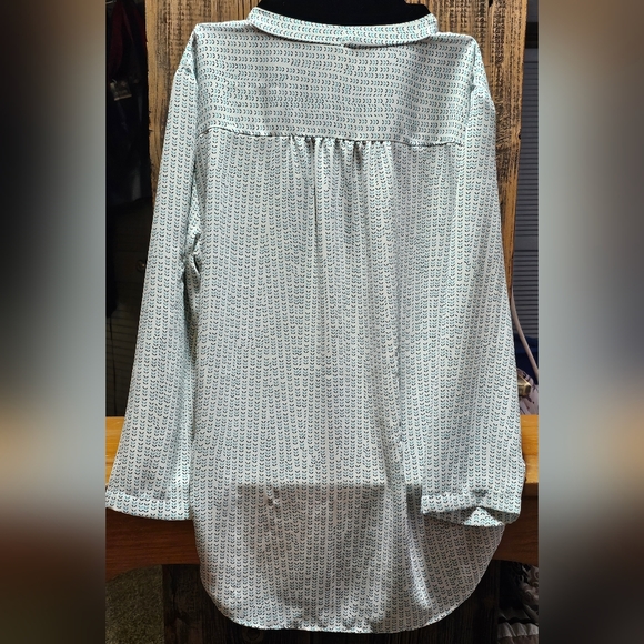 Ann Taylor Loft Faux Wrap Top - Picture 2 of 6